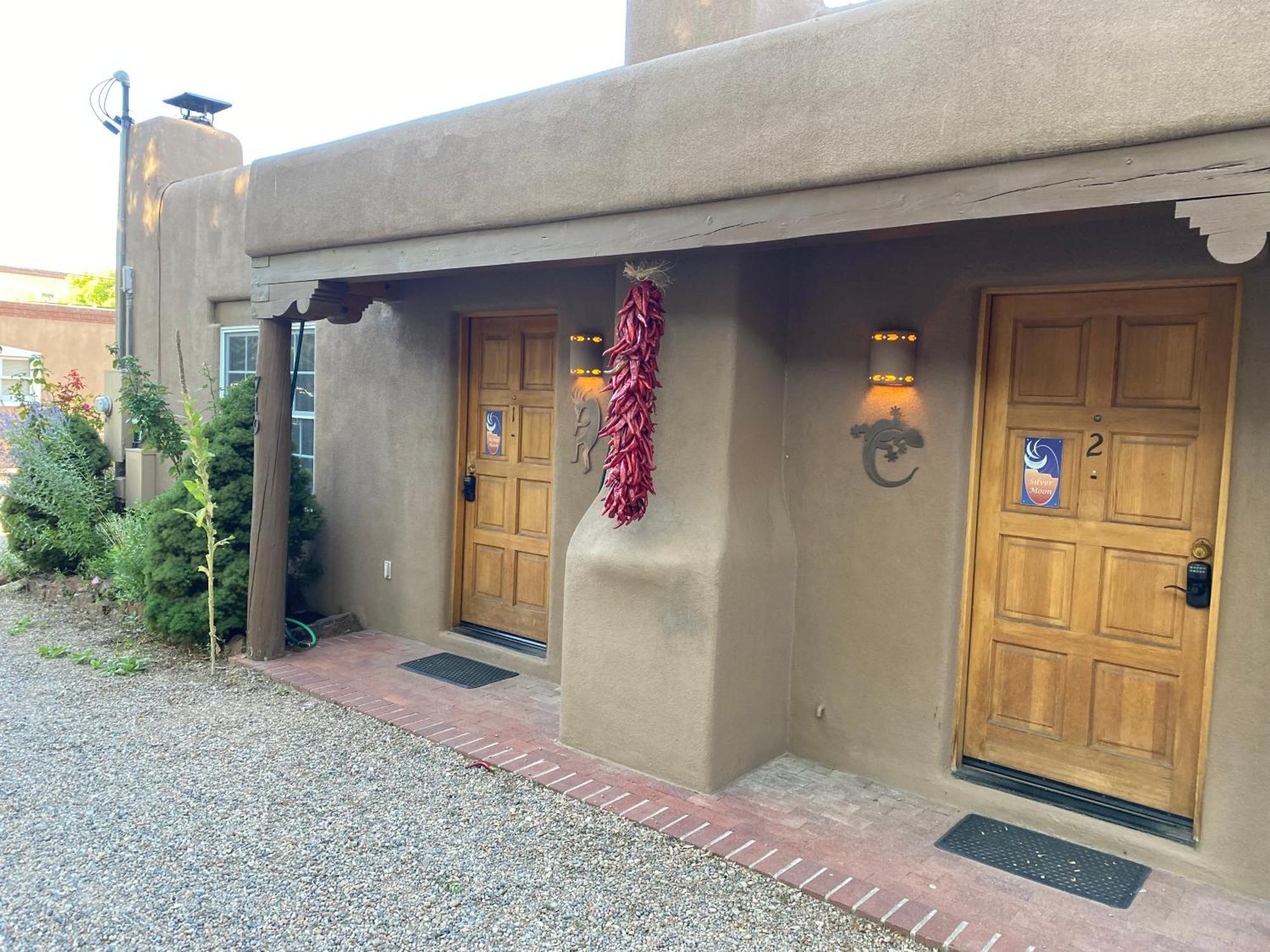 Casa De Tres Lunas/House Of Three Moons サンタフェ エクステリア 写真